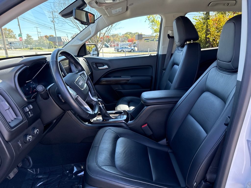 used 2022 GMC Canyon car, priced at $32,900