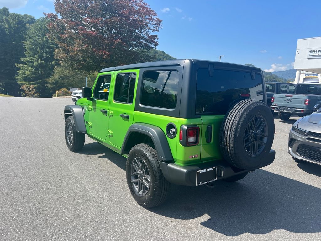new 2025 Jeep Wrangler car, priced at $47,990