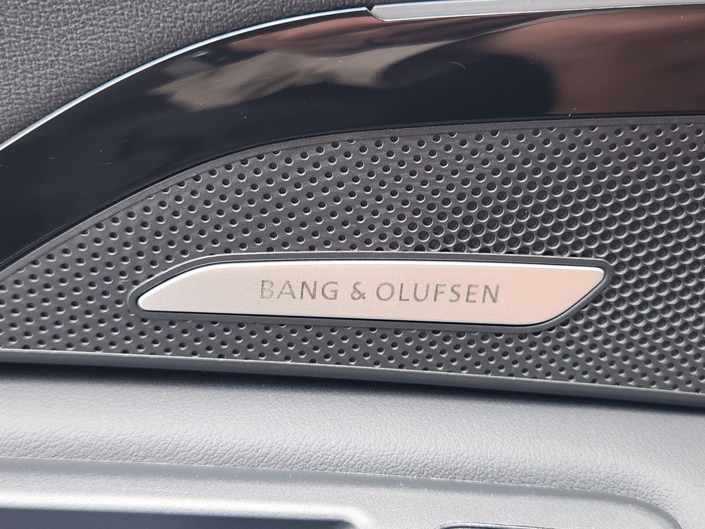new 2025 Audi Q5 car, priced at $60,350