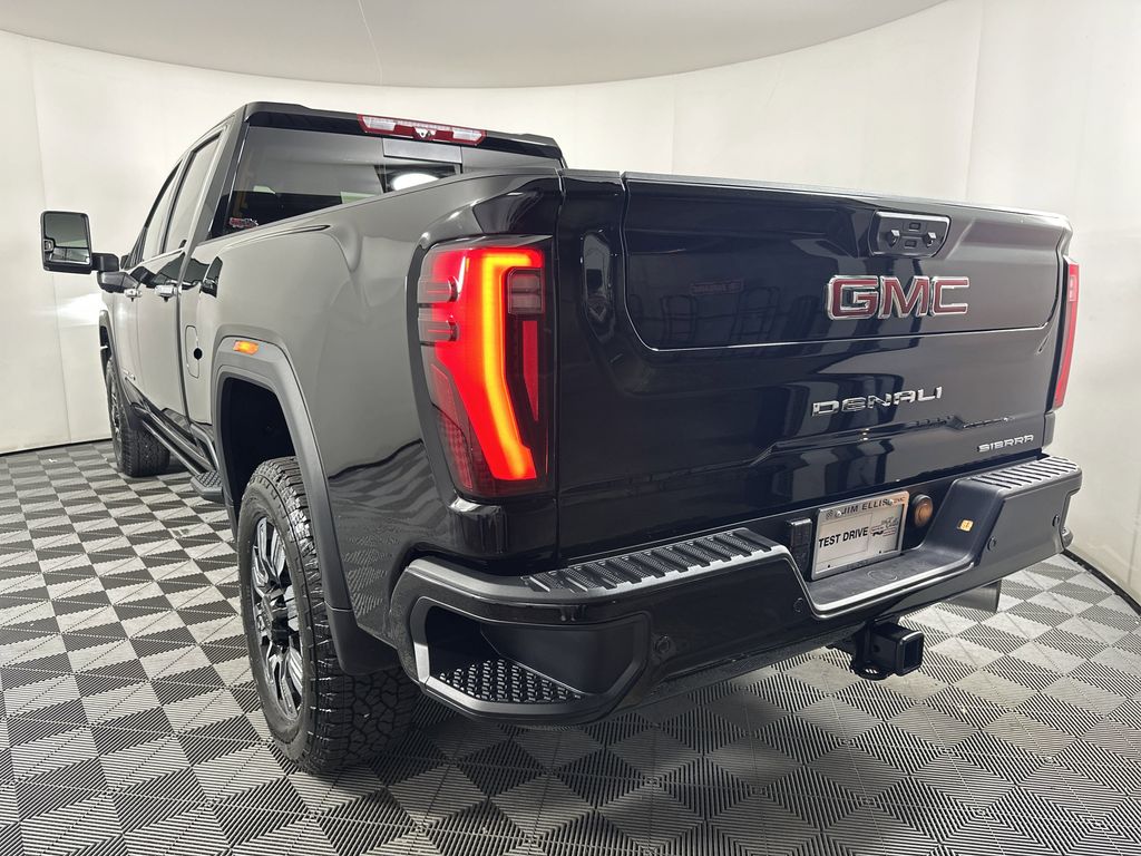 new 2025 GMC Sierra 2500HD car, priced at $86,034