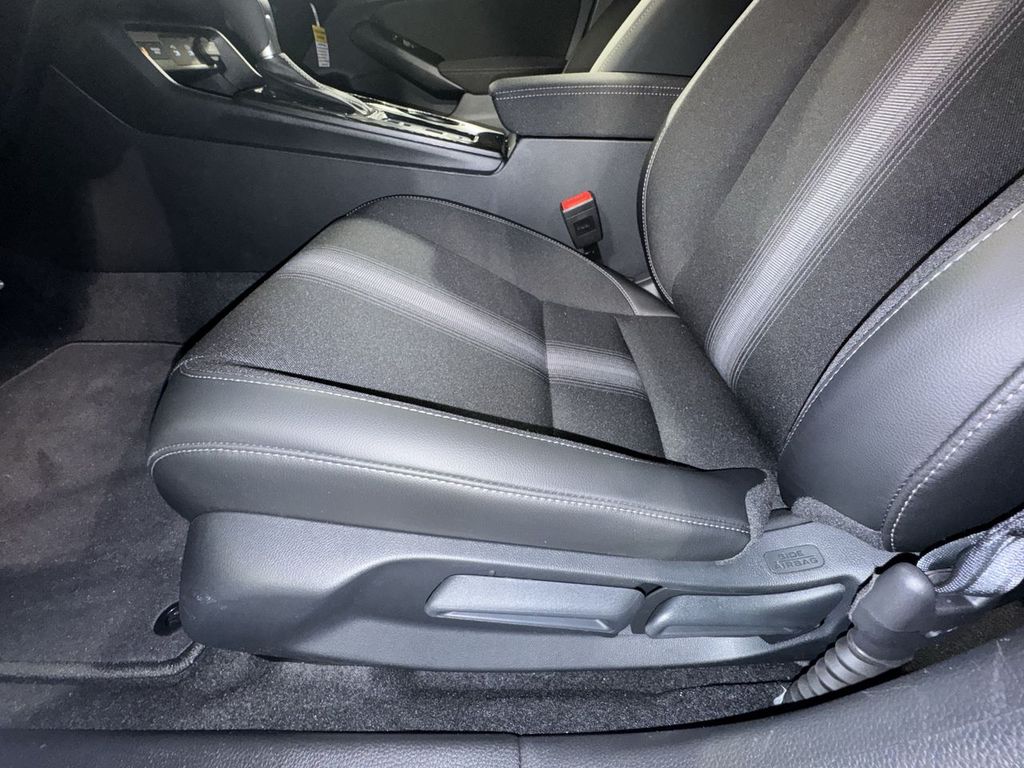 new 2025 Honda Civic car, priced at $28,600