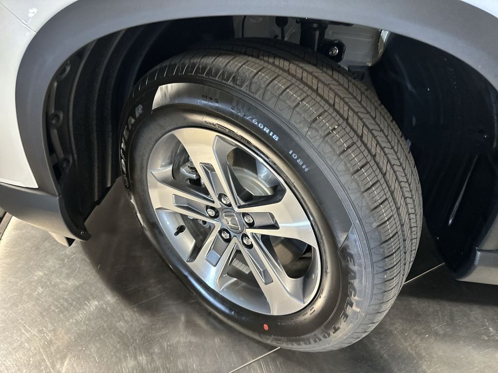 new 2025 Honda Pilot car, priced at $47,550