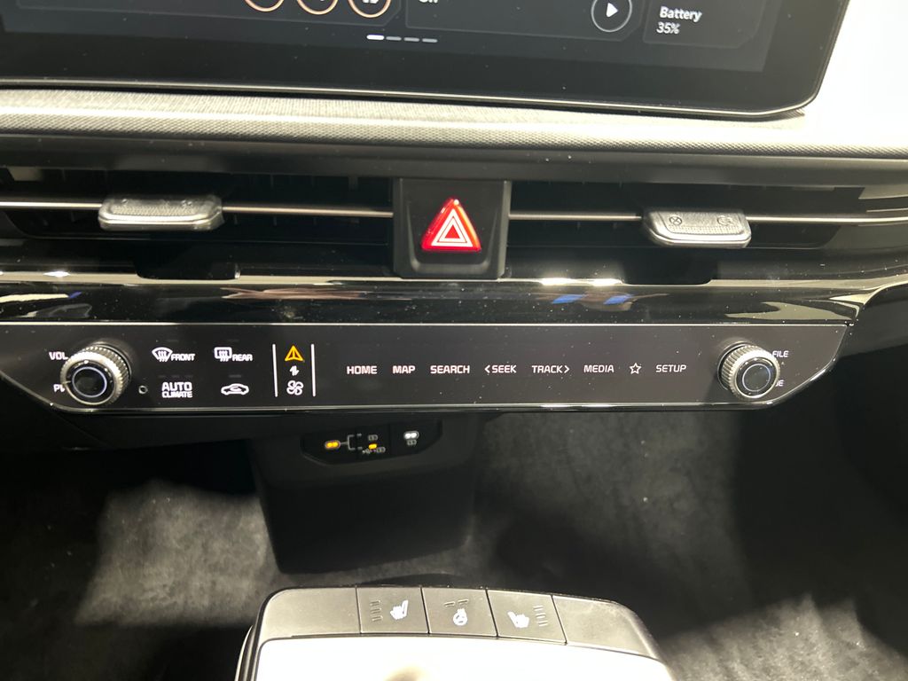 new 2025 Kia EV6 car, priced at $49,635