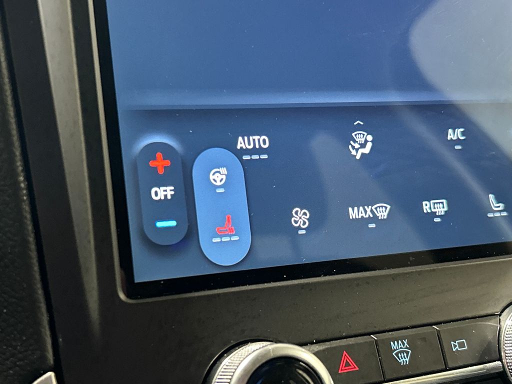 used 2022 Ford Edge car, priced at $27,165