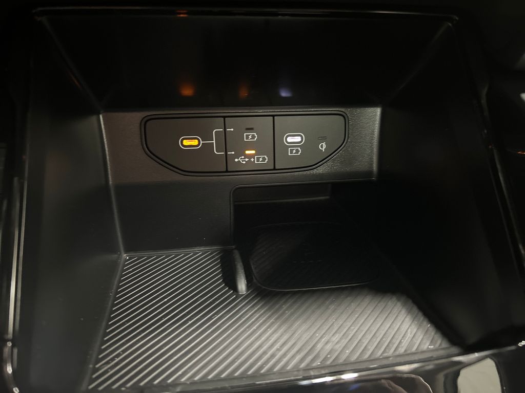 new 2025 Kia Sorento car, priced at $42,287