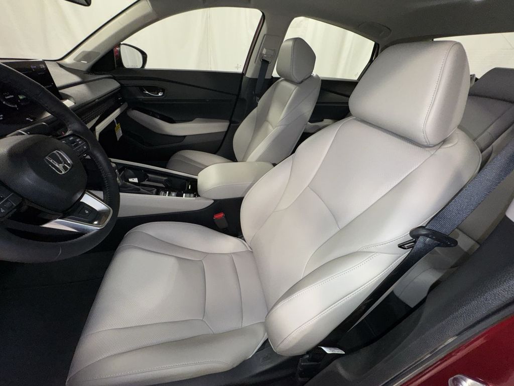 new 2025 Honda Accord Hybrid car, priced at $40,905