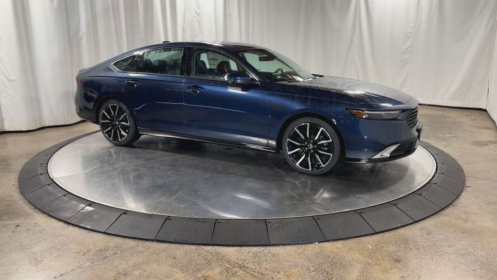 new 2025 Honda Accord Hybrid car, priced at $40,495