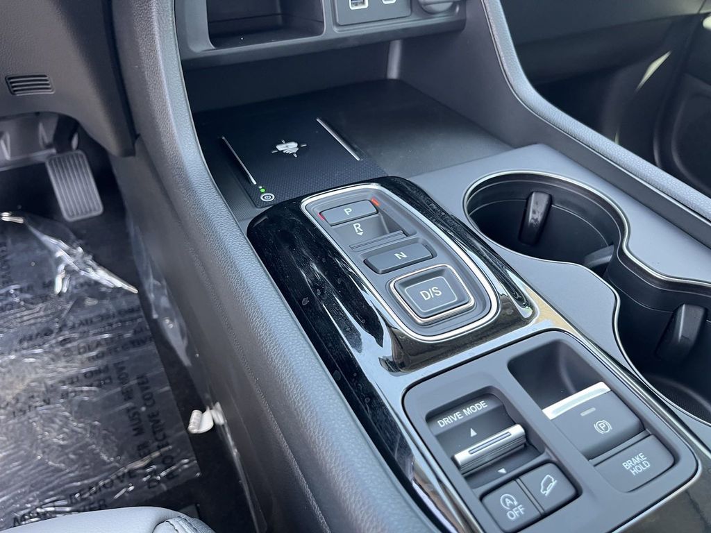 new 2025 Honda Pilot car, priced at $43,589
