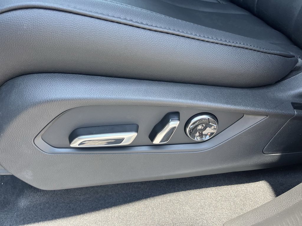 new 2025 Acura MDX car, priced at $55,350