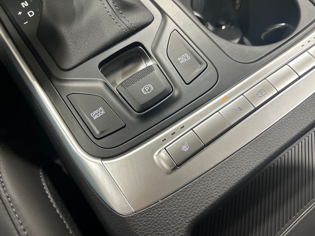 new 2026 Kia Carnival car, priced at $41,185