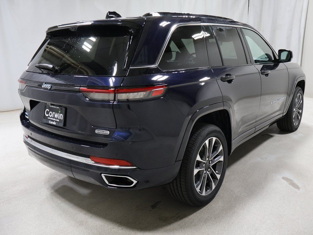 new 2024 Jeep Grand Cherokee car, priced at $75,015