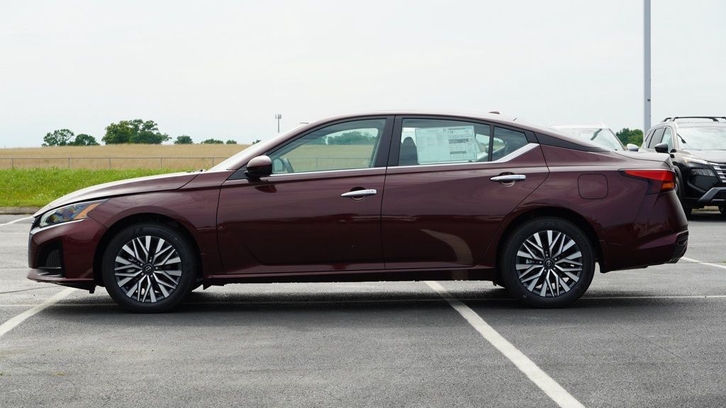 new 2024 Nissan Altima car, priced at $25,385