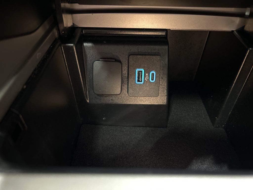 used 2021 Ford Explorer car, priced at $26,314