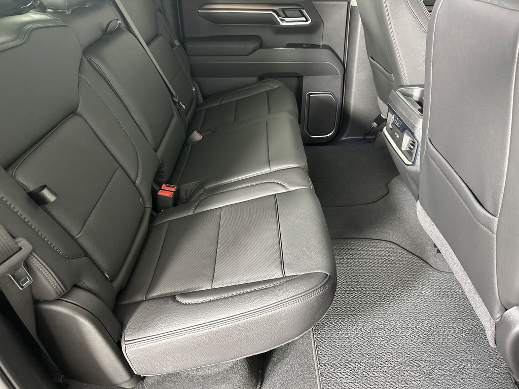 new 2025 GMC Sierra 1500 car, priced at $68,494