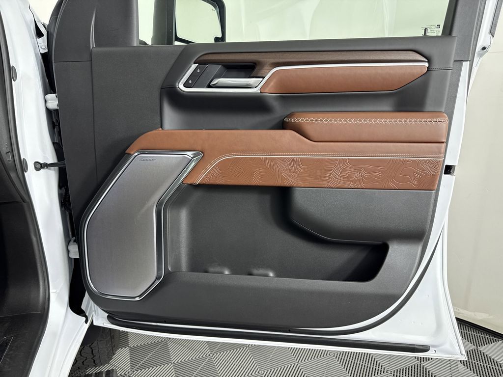 new 2025 GMC Sierra 2500HD car, priced at $93,552