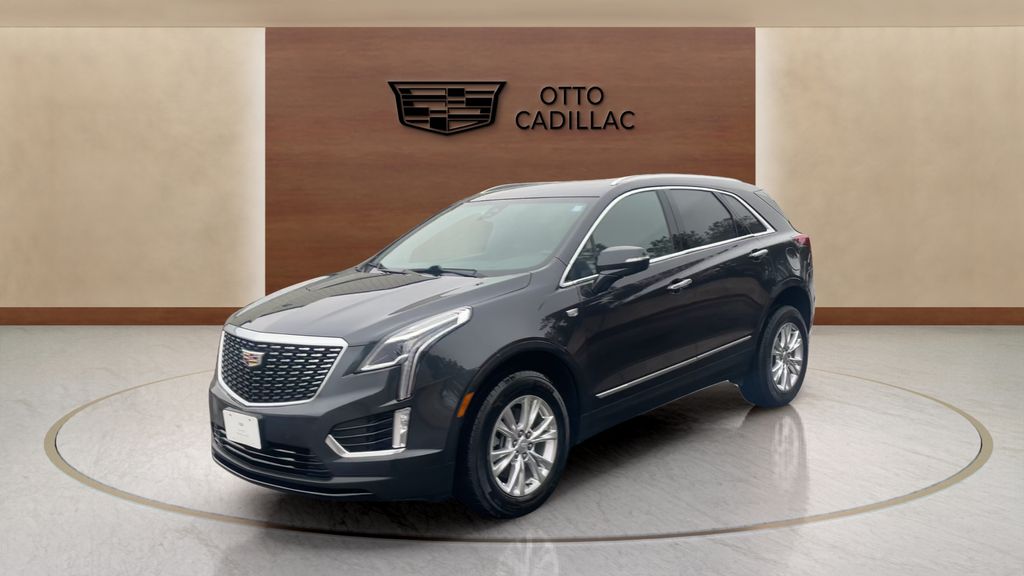used 2021 Cadillac XT5 car, priced at $29,550