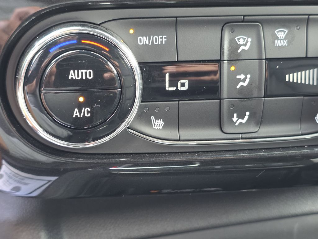 used 2024 Chevrolet TrailBlazer car, priced at $25,992