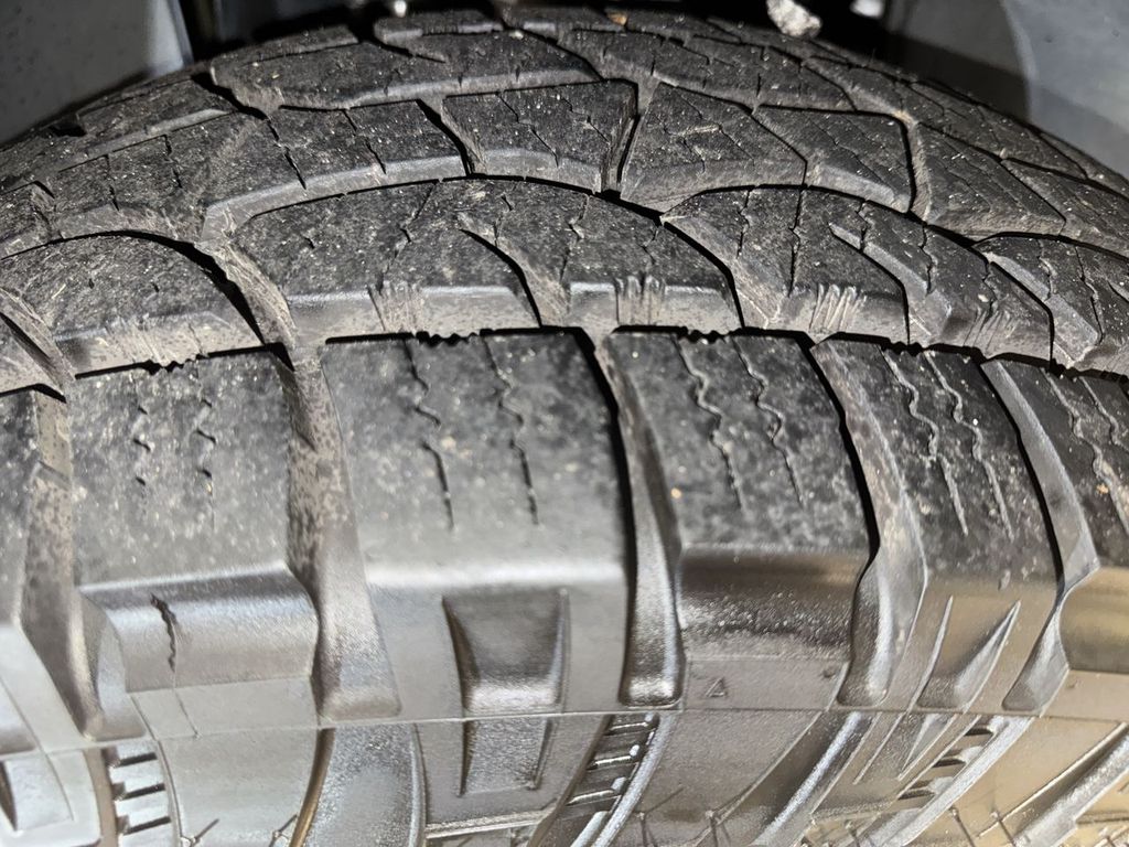 used 2019 Nissan Frontier car, priced at $25,998