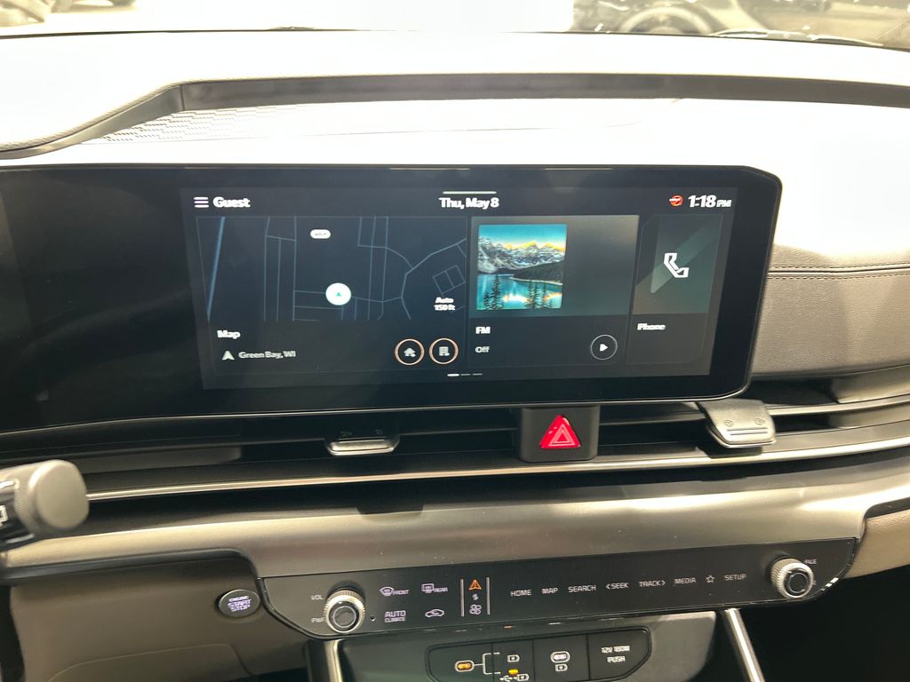 new 2025 Kia Carnival car, priced at $40,870