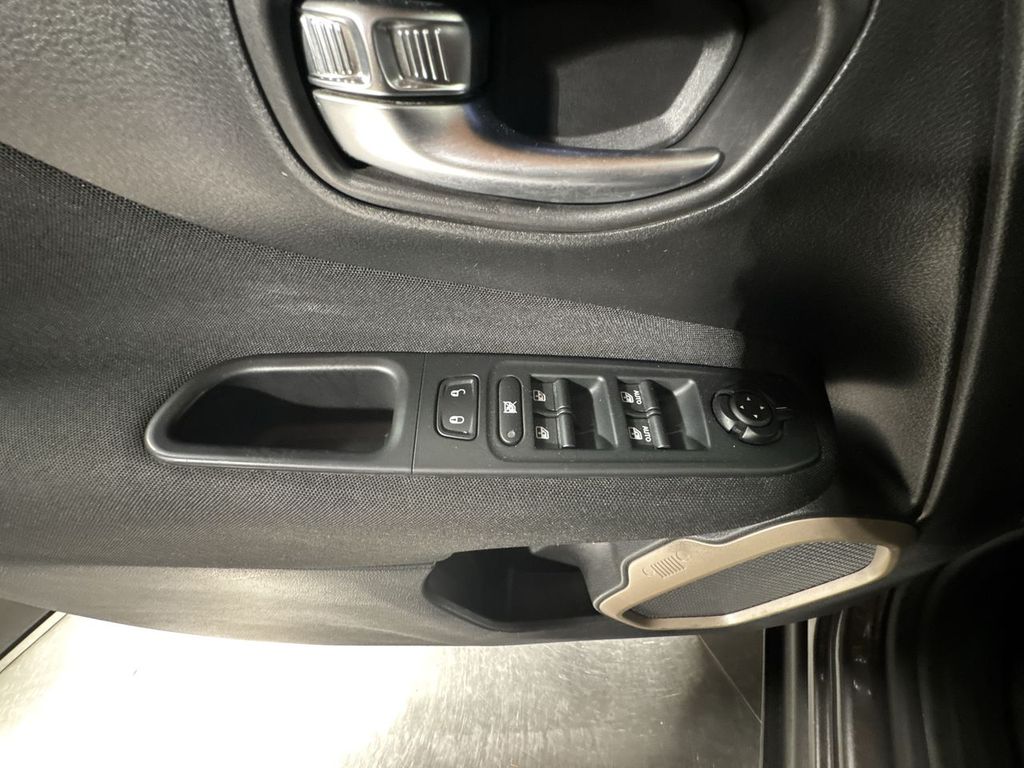 used 2016 Jeep Renegade car, priced at $11,394