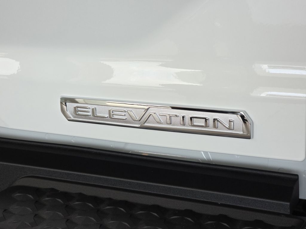 new 2025 GMC Canyon car, priced at $37,652