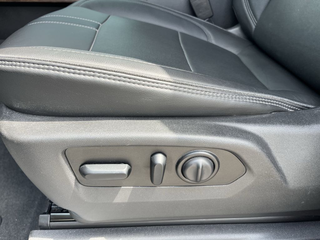 used 2020 Chevrolet Silverado 1500 car, priced at $41,592