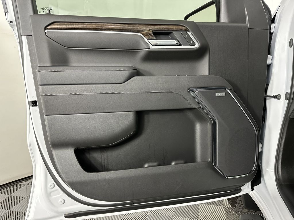 new 2025 GMC Sierra 1500 car, priced at $59,929