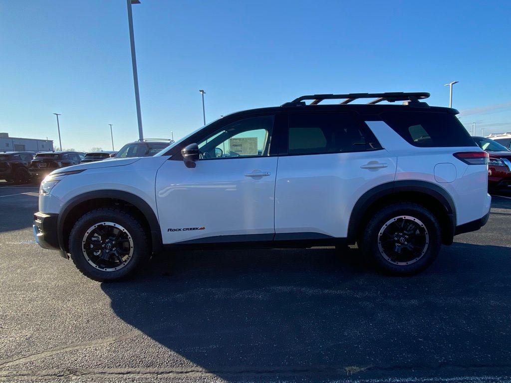 new 2025 Nissan Pathfinder car, priced at $43,609