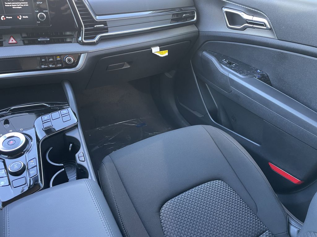 new 2025 Kia Sportage Hybrid car, priced at $28,753