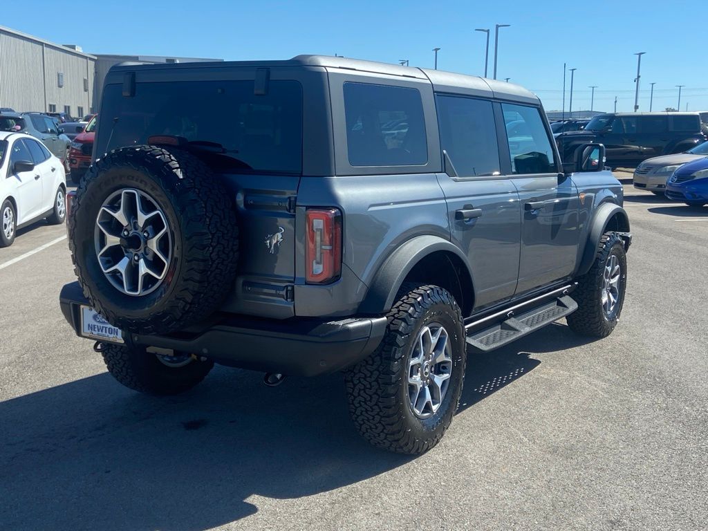 new 2024 Ford Bronco car, priced at $59,888