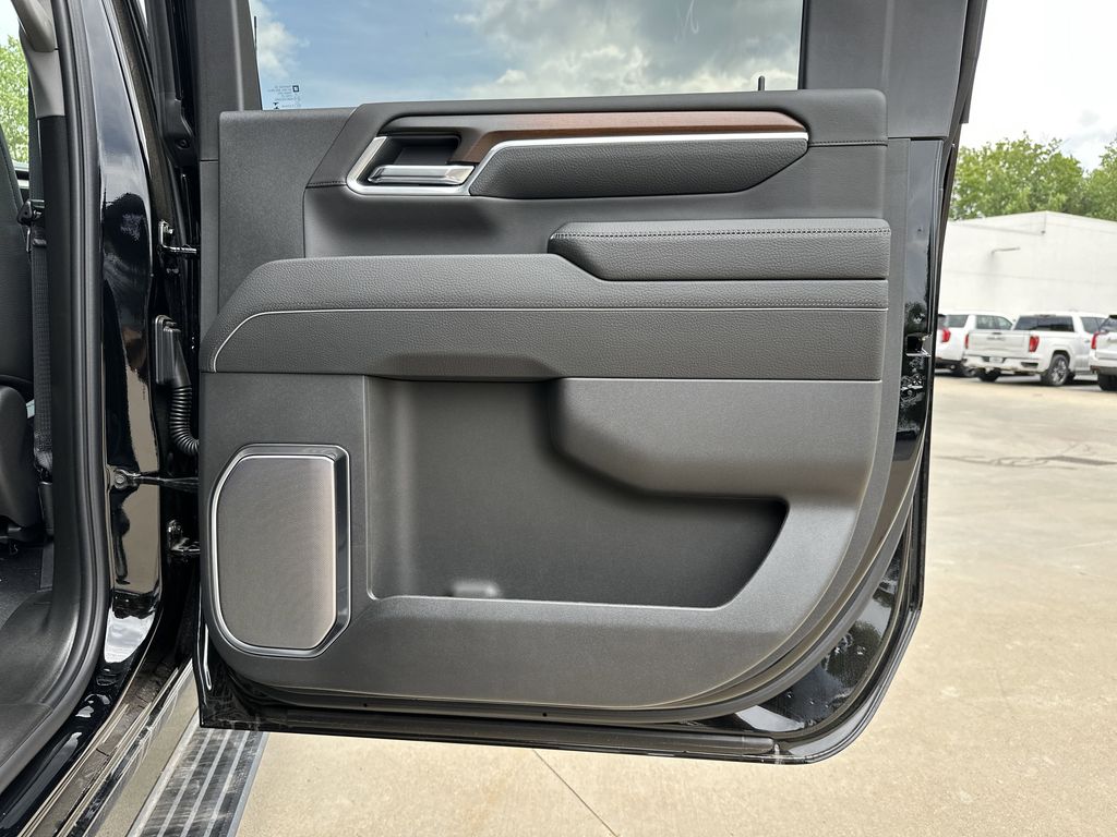 new 2025 GMC Sierra 2500HD car, priced at $85,039