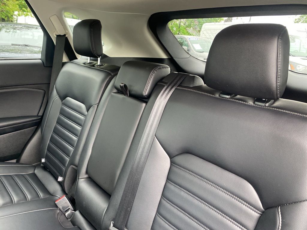 used 2023 Ford Edge car, priced at $29,300