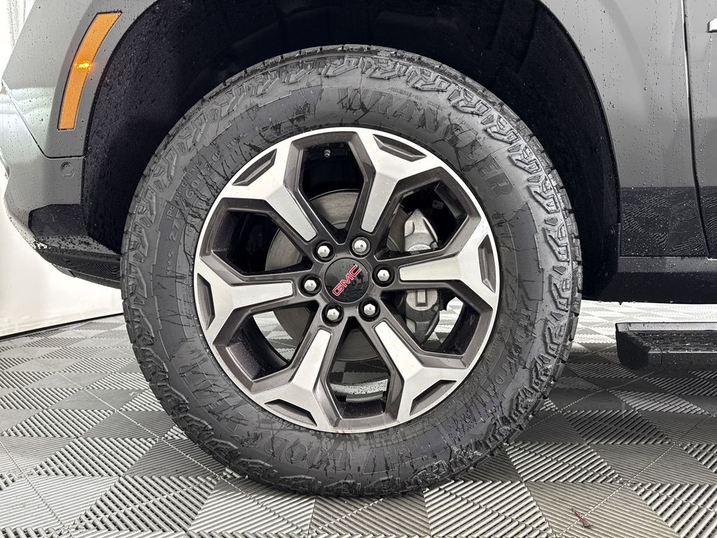 new 2025 GMC Yukon car, priced at $97,789