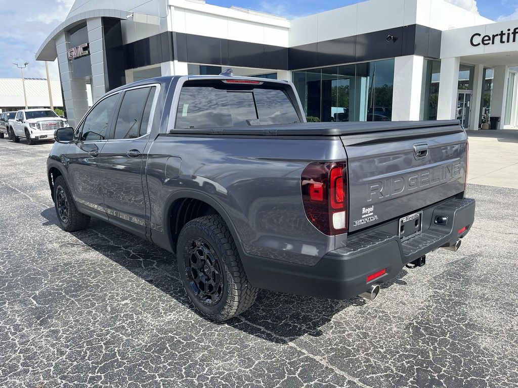 new 2025 Honda Ridgeline car, priced at $47,975