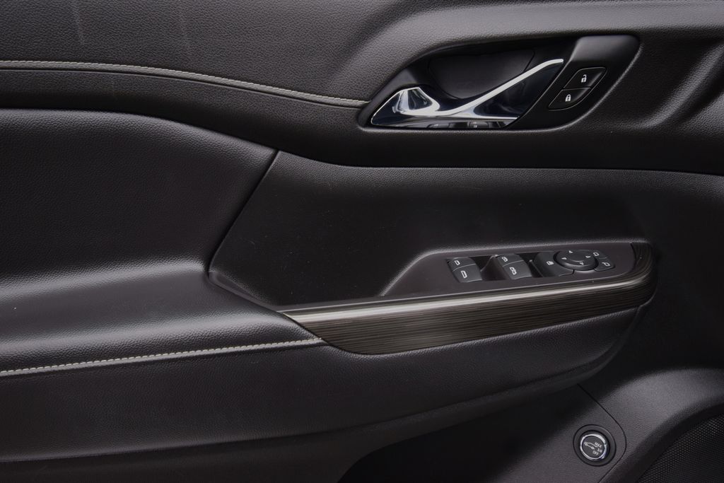 used 2020 GMC Acadia car, priced at $19,600