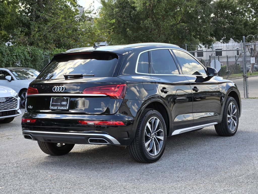 used 2022 Audi Q5 car, priced at $28,271