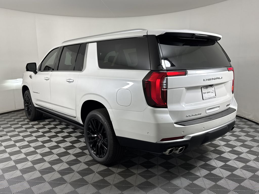 new 2025 GMC Yukon XL car, priced at $89,054