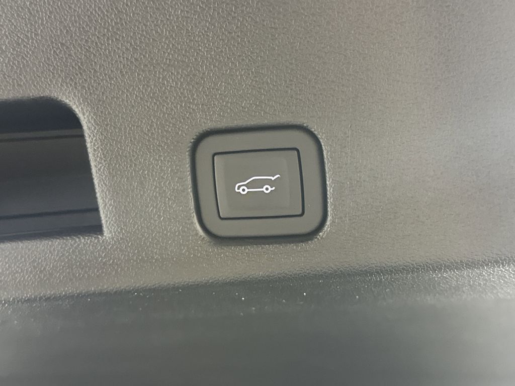 new 2025 GMC Acadia car, priced at $50,624