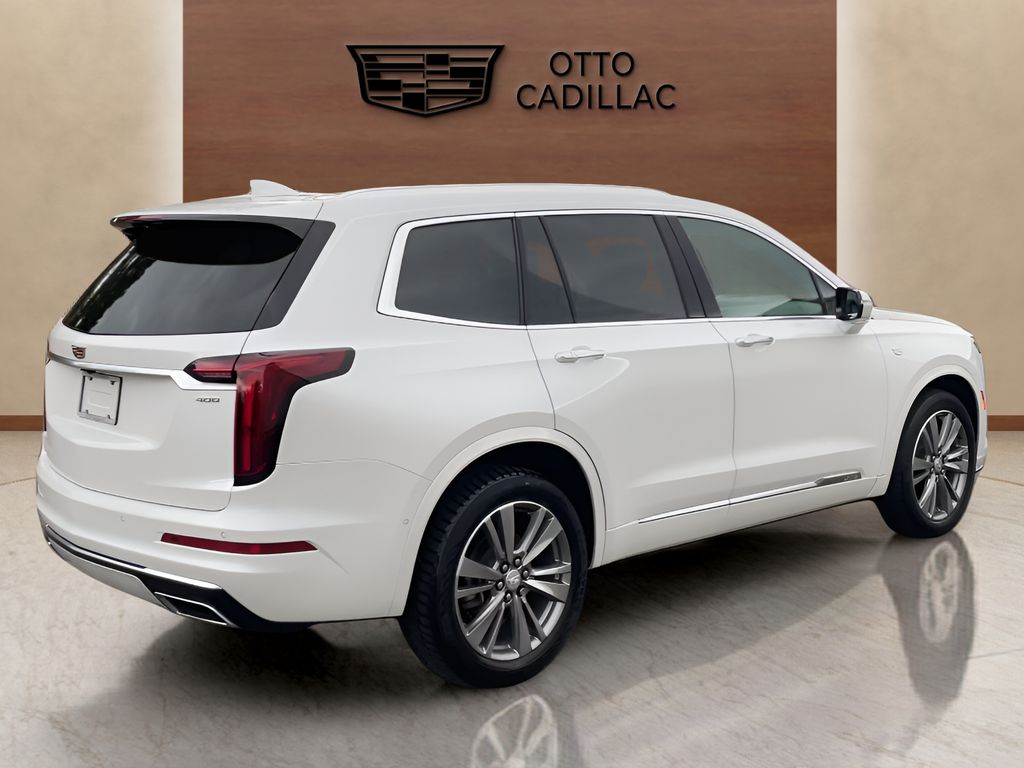 used 2022 Cadillac XT6 car, priced at $35,950