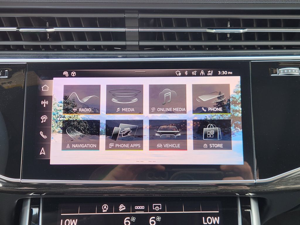 new 2025 Audi Q7 car, priced at $77,840