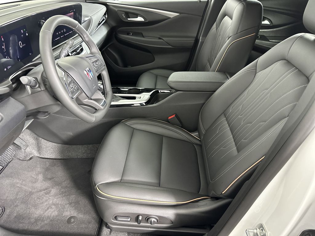 new 2025 Buick Envista car, priced at $31,685