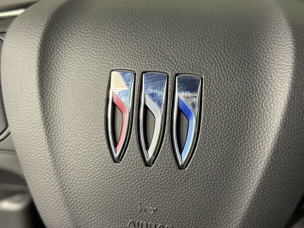 new 2025 Buick Envista car, priced at $31,085