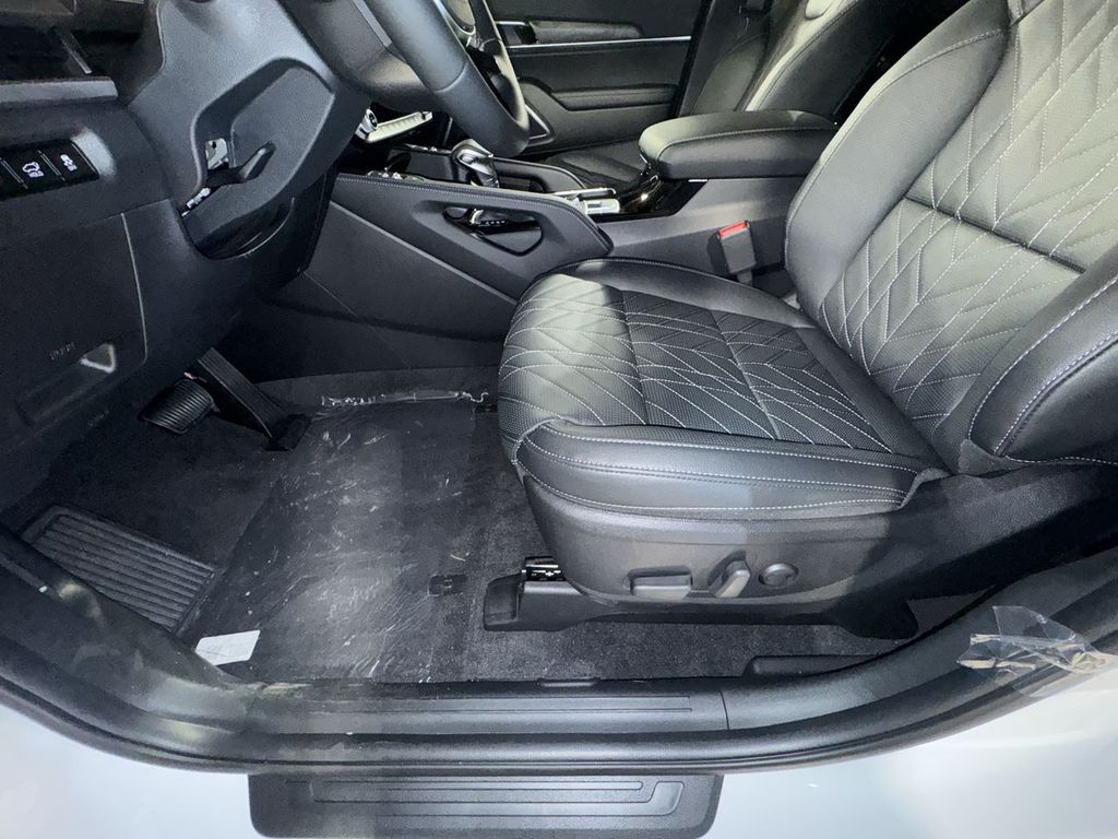 new 2025 Kia Telluride car, priced at $46,656