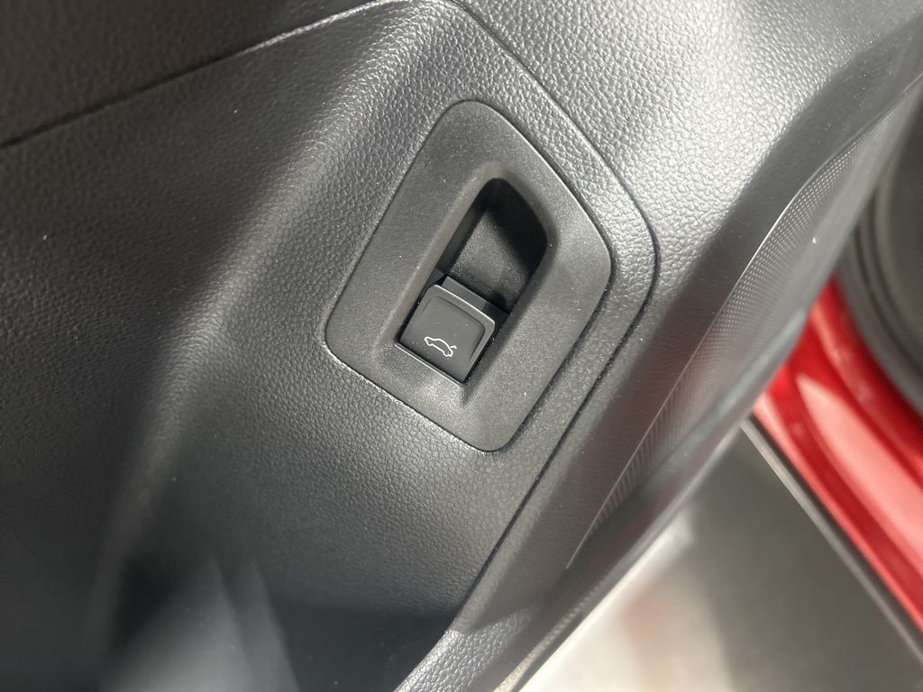 used 2021 Volkswagen Atlas car, priced at $21,496