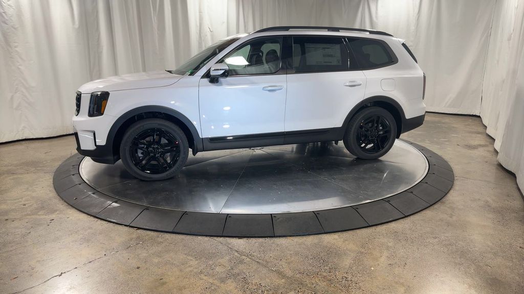 new 2025 Kia Telluride car, priced at $53,352