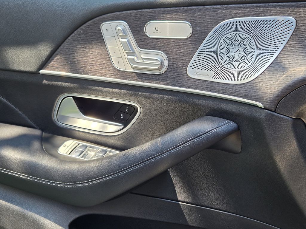 used 2022 Mercedes-Benz GLE car, priced at $47,992
