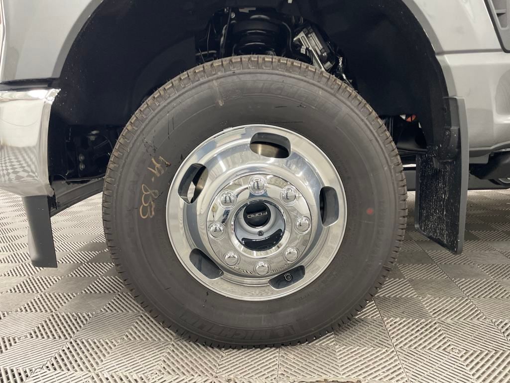 new 2025 Ford F-350SD car, priced at $82,672