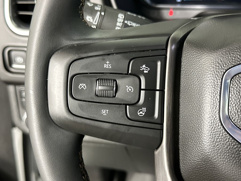 used 2024 GMC Yukon XL car, priced at $71,103