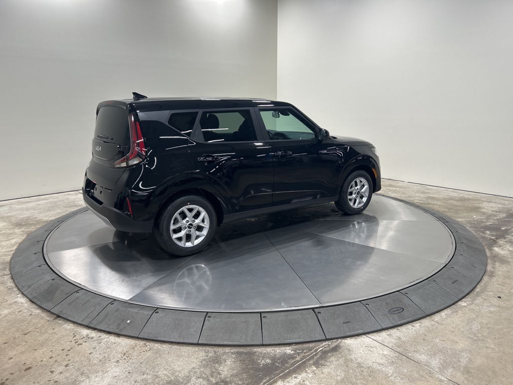 new 2025 Kia Soul car, priced at $22,605
