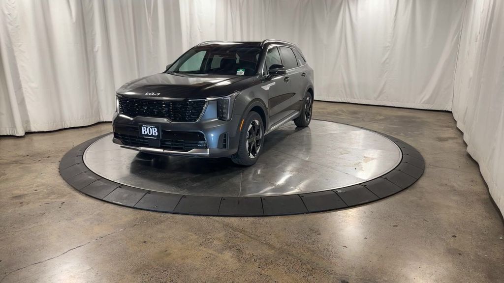 new 2025 Kia Sorento Hybrid car, priced at $42,088